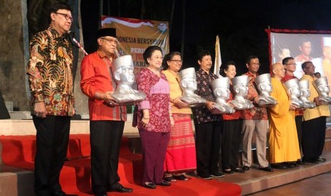 Berbagai tokoh nasional menghadiri acara Indonesia Bersyukur di Tugu Proklamasi pada Rabu (1/6).