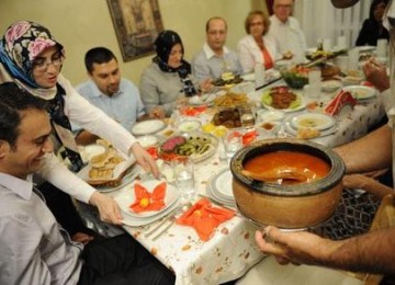 Berbuka puasa bersama