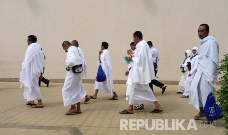 Berihram bagi jamaah laki-laki