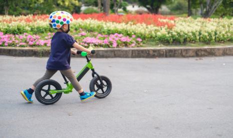 bermain pushbike atau balance bike berpengaruh positif pada aspek psikologis anak (ilustrasi).