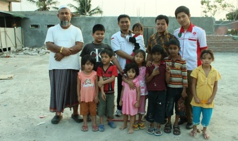 Bersama para pengungsi Rohingya di Banten