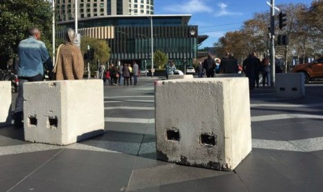 Beton pengaman di Southbank, Melbourne, Australia.