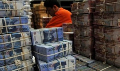 BI mencatat cadangan devisa pada akhir Agustus 2011 sebesar 124,6 miliar dolas AS. Jumlah cadangan devisa sebesar itu adalah rekor tertinggi sejak Indonesia merdeka. 