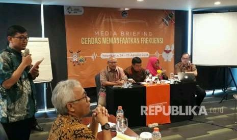 Bincang media bertajuk Cerdas Memanfaatkan Frekuensi di Harper Hotel Yogyakarta, Jumat (24/8).