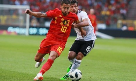 Bintang Belgia, Eden Hazard (kiri) 