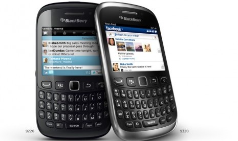 Blackberry curve 9220 dan 9320