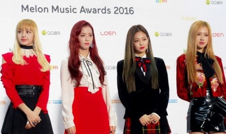 Blackpink. Perselisihan bintang hiburan Korea Selatan dan penonton China kembali terjadi. Kali ini, Blackpink yang menjadi target kritiknya.