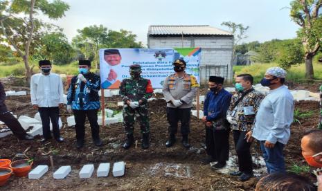 BMH membangun pesantren tahfizh di Gresik, Jawa Timur.