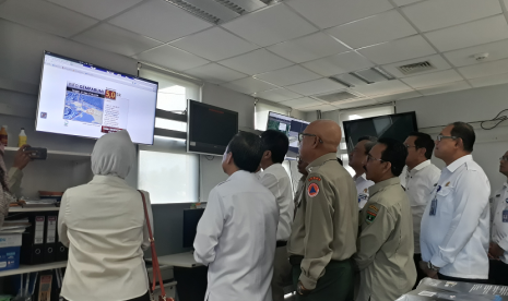 BMKG Serahkan 6 Sirene Tsunami ke Pemprov Sumbar