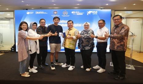 BNI menjadi bank pertama yang mendukung Direktorat Jenderal Kendudukan dan Pencatatan Sipil, Kementerian Dalam Negeri untuk melakukan Sosialisasi Penggunaan Identitas Kependudukan Digital (IKD) dan Nomor Identitas Tunggal (NIT) bagi penduduk Indonesia di Hong Kong, Sabtu (23/9/2023).