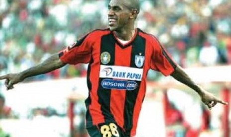 Boaz Salossa, Persipura