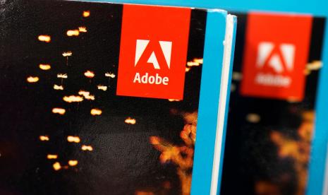 Boks perangkat lunak Adobe Systems Inc (ilustrasi). Adobe Adobe akan meluncurkan alat baru berbasis kecerdasan buatan (AI) generatif untuk pembuat dan pengeditan video pada akhir 2024. 