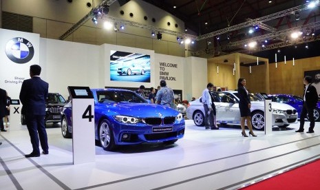 Booth ATPM BMW di ajang IIMS 2016 