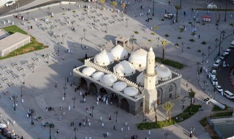 Situs Bersejarah di Madinah Selain Masjid Nabawi. Foto: Boulevard masjid Quba Madinah.