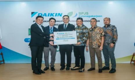 BP Jamsostek mengapresiasi PT Daikin yang melindungi belasan ribu pekerja rentan.