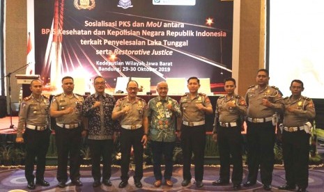   BPJS Kesehatan dan Polri sosialisasikan PKS terkait penjaminan kecelakaan lalu lintas (KLL) di Kantor BPJS Kesehatan Kedeputian Wilayah Jabar, Kota Bandung, 29-30 Oktober 2019.