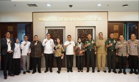 BPJS Kesehatan siap untuk mengoptimalkan layanan skrining kesehatan bagi seluruh anggota panitia pemngutan suara Pemilu 2024. Ia menyebut, layanan skrining kesehatan yang dihadirkan BPJS Kesehatan sudah diterapkan