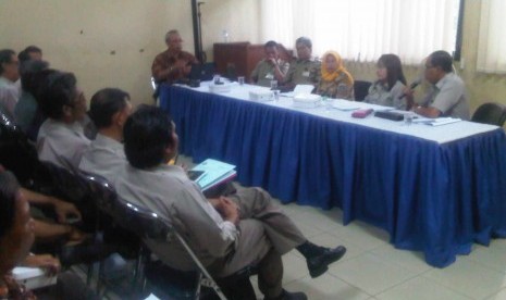 BPN Jaksel ketika menggelar pertemuan dengan warga Rawajati, Jakarta Selatan