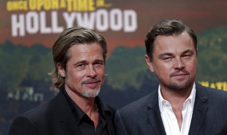 Brad Pitt dan Leonardo DiCaprio.