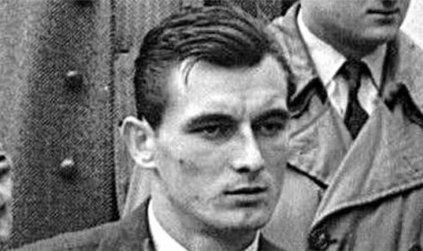 Branko Zebec menjadi bintang Yugoslavia saat menaklukan tuan rumah Prancis 5-4 untuk melaju ke partai final Piala Eropa 1960