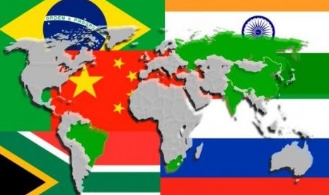 BRICS. Presiden Joko Widodo (Jokowi) direncanakan melakukan kunjungan kerja ke Afrika Selatan untuk menghadiri kTT BRICS.