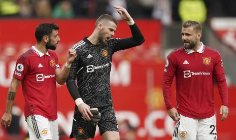 (Ki-ka) Bruno Fernandes, David de Gea, dan Luke Shaw. 