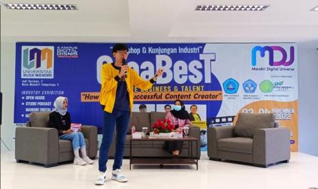 Bryan Givan yang merupakan seorang content creator, lecturer dan CEO Mandiri Digital Universe (MDU) membeberkan bagaimana cara menjadi content creator yang sukses. 