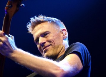 Bryan Adams