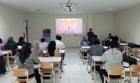 BSI Career Center (BCC) Universitas BSI menggandeng PT Trimitra Putra Mandiri sukses menggelar Campus Recruitment.