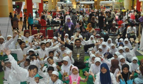 Buka bersama yang digelar Laznas BMH di Pejaten Village, Jakarta Selatan Ahad (6/7).