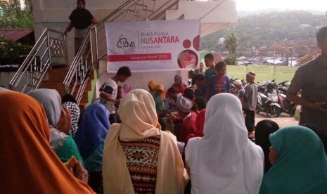 Buka puasa bersama LMI di Papua.