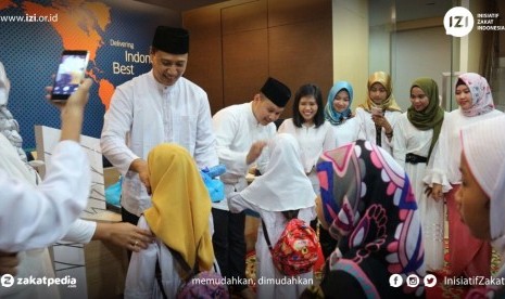 Buka Puasa Bersama yang diselenggarakan oleh PT. Garuda Indonesia (Persero) Tbk Kalimantan Utara dan Lembaga Amil Zakat Nasional (LAZNAS) Inisiatif Zakat Indonesia (IZI) Perwakilan Kalimantan Utara (Kaltara).