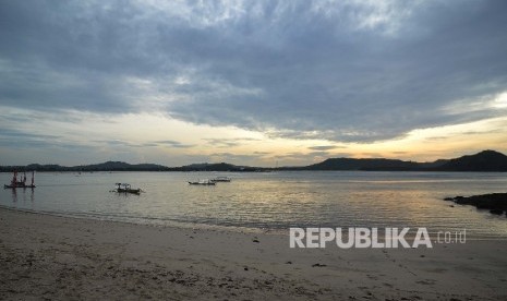 Bukit Merese Tanjung Aan, Lombok, NTB, Jumat (27/1). Mandalika, Wisata Syariah