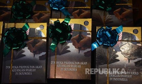 Buku Dinamika Produk dan Akad Keuangan Syariah