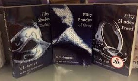 Buku Fifty Shades of Grey