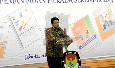 Buku Hasil Pemantauan Pemilu. Ketua KPU Husni Kamil Manik memberikan sambutan saat peluncuran buku hasil pemantauan Pemilu 2014 oleh JPPR di KPU, Jakarta, Kamis (21/5).