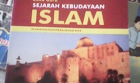 Buku Madrasah yang bermasalah