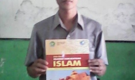 Buku Madrasah yang bermasalah