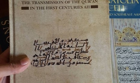 Buku The Sanaa Palimpsest: the Transmission of the Qur'an in the First Centuries