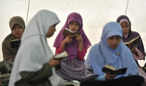 Bulan Ramadhan menjadi ajang untuk memperbanyak belajar dan mengkaji Alquran.