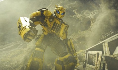 Bumblebee. Paramount Pictures mengembangkan jagat Transformers dengan menyiapkan dua skrip berbeda sekaligus.