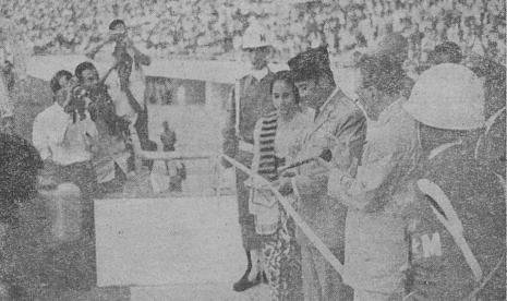 Bung Karno saat membuka Asian Games 1962