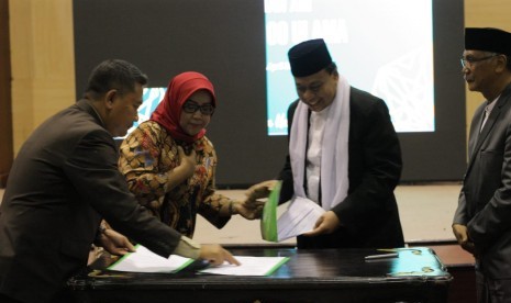 Bupati Bogor Ade Yasin resmi membuka Pendidikan Kader Ulama (PKU) angkatan ke-13, Kamis (11/4).