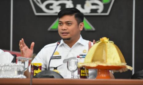 Bupati Gowa Adnan Purichta Ichsan