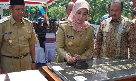 Bupati Kendal Widya Kandi Susanti