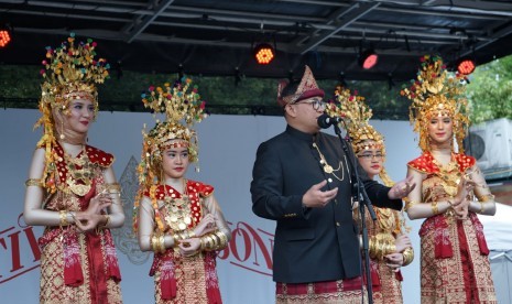 Bupati Muba Dodi Reza Alex perkenalan budaya dan kesenian Muba di Festival Oslo