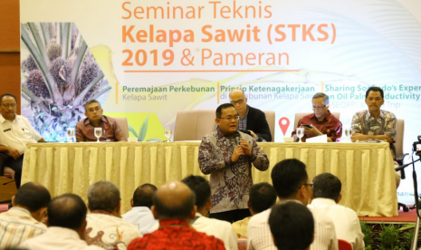 Bupati Musi Banyuasin (Muba) Dodi Reza Alex menjadi nara sumber pada Seminar Teknis Kelapa Sawit (STKS) dan Pameran Peremajaan Perkebunan Kelapa Sawit, Prinsip Ketenagakerjaan di Perkebunan Kelapa Sawit, Sharing Socfindo's Experience on Oil Palm Productivity (SSEOPP) & Field Trip.