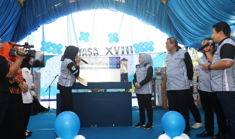 Bupati Serang Ratu Tatu Chasanah ikut mengundi Undian Tamasa Bank Serang.