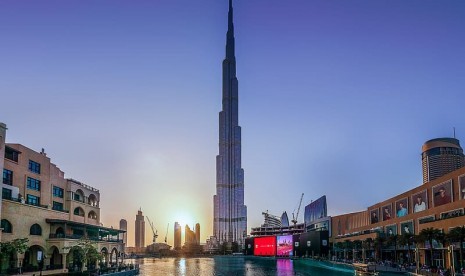 Majelis Mohamed bin Zayed Gelar Kajian Virtual Pertama. Burj Khalifa di Dubai, gedung tertinggi di dunia.