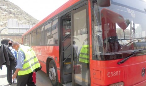 Bus Angkutan Jamaah Haji Indonesia